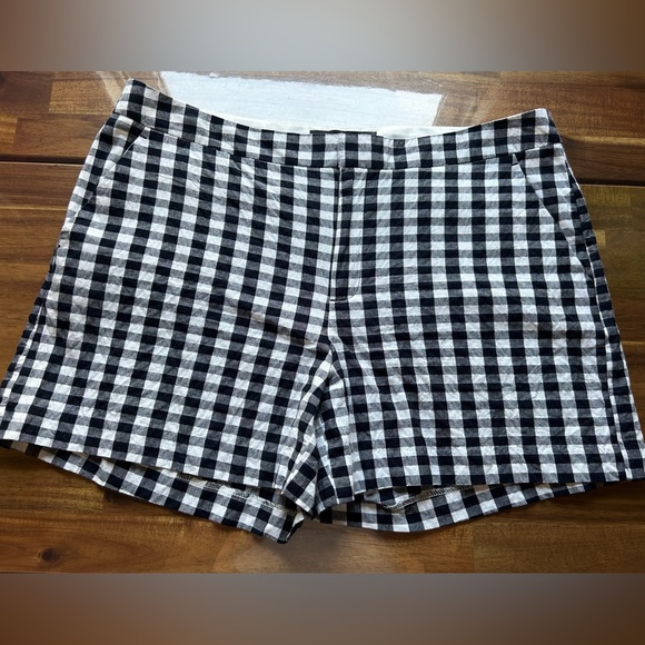 HARVE BENARD 5” check shorts - Picture 1 of 6